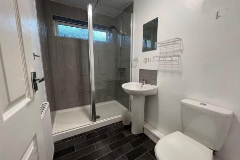 Single En-Suite Room, Northbourne Street, Gateshead photo 3