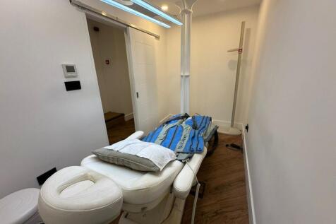 WhatsApp Image 20251204 at 140853.jpeg