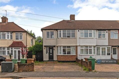 3 Bedroom Terraced in SM1 2PA