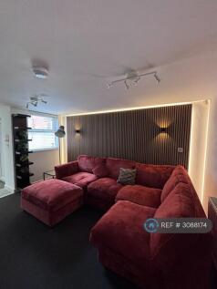 6-bed terraced on Adelaide Road, Liverpool, L7, £585/mo
