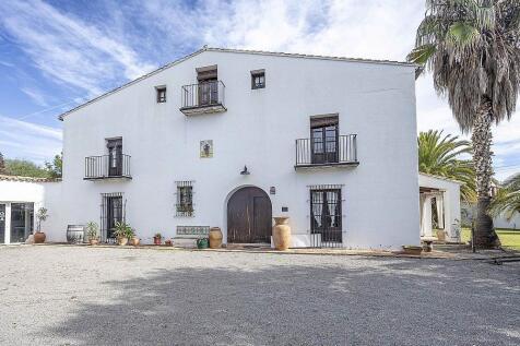 Property Image 1