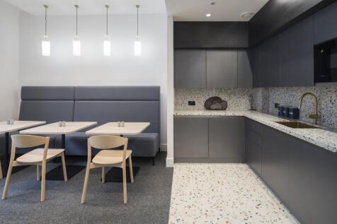 1-3 Royal Exchange - kitchen/break out