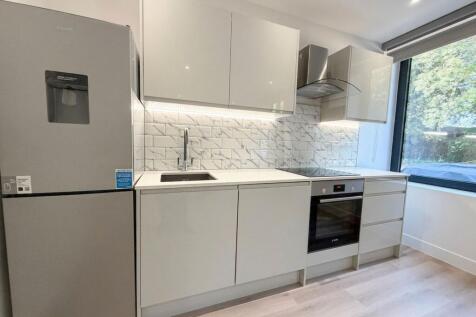 Streamside House, Cowley Business Park, UB8 photo 3