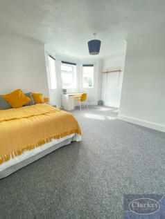 Columbia Road, Ensbury Park, Dorset photo 4