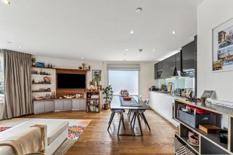 Kitchen/Reception