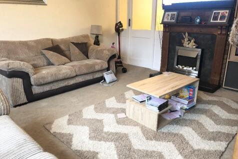 Manor Road, Wolverhampton, West Midlands, WV4 photo 3