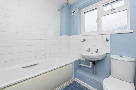 23 Carnoustie, Bracknell, RG12 8ZW