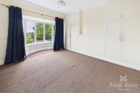 Hartley Brook Road, Sheffield, S5 photo 4