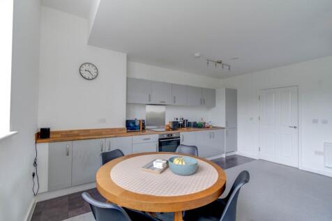 New House Farm Drive, Northfield, Birmingham, West Midlands, B31 photo 4