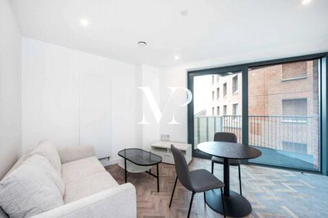 FURNISHED**AMAZING AMENITIES**Stunning studio apartment with balcony situated on the 2nd Floor of the newly build Three Waters Building (Bromley by Bow). Available immediately. Luxury facilities! Cine