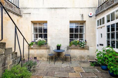 Courtyard Garden