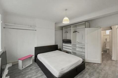 Flat 31 Goodwood Mansions, Stockwell Park Walk, Stockwell, London, SW9 0XZ