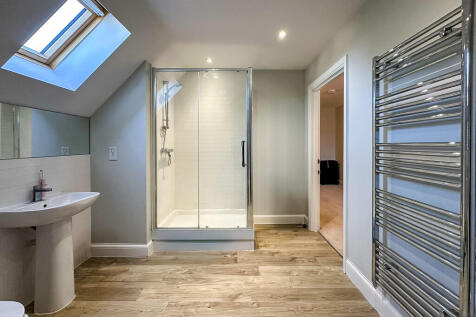 Victory House, Brampton, Huntingdon photo 3