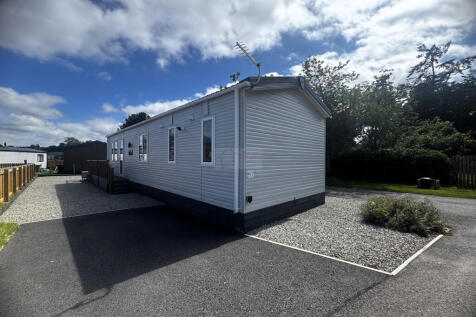 Rear of Parkhome.JPG