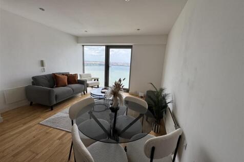 139 Alex - Living Room 3.jpeg