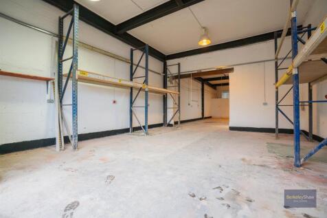 7 Bradman Road-08.jpg