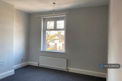 Front Bedroom 