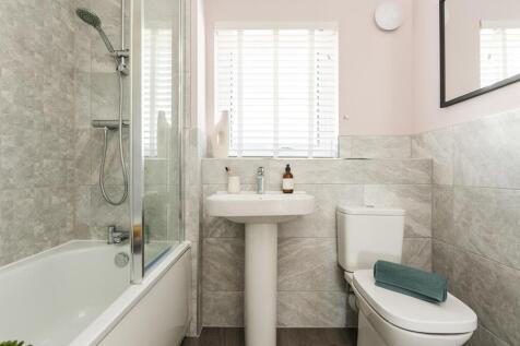 Energy-efficient family bathroom