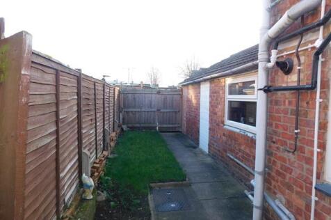 12 Victoria Road Garden