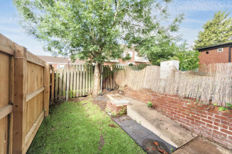 17 St Pauls Terrace, Nottingham NG7 5ED