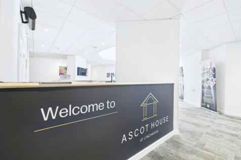 CAM01909G0-PR0421-STILL009