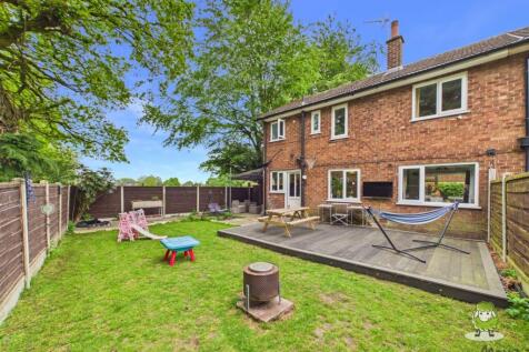Rear of property - Ewemove Whitchurch and Nantwich
