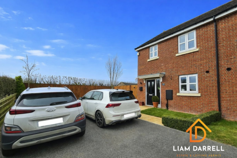Scarborough, YO13 - property photo