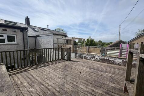 Rear Decking.JPEG