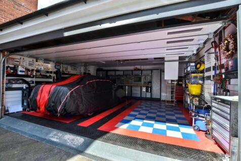Double Garage
