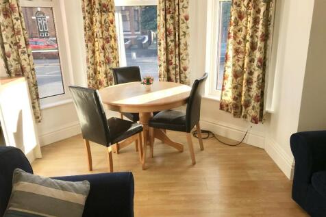 £136 pppw inc 3 bills - 295 Upper Brook Street, Manchester, Greater Manchester, M13 photo 3