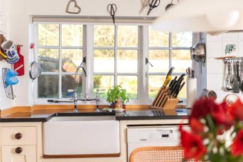 Kitchen/Breakfast Rm