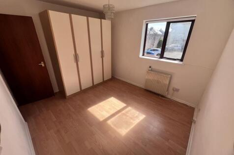 Bedroom1.jpg