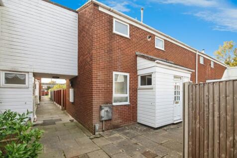 Redditch, B98 - property photo