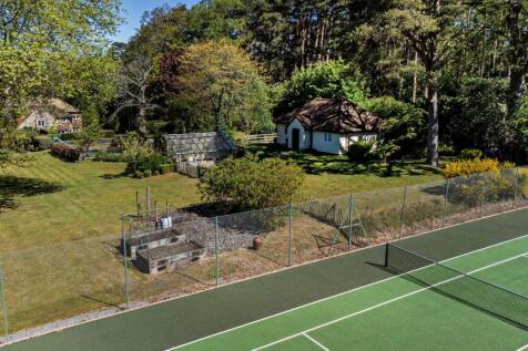 Garden and Court
