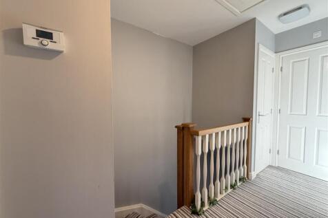 16 Stein Grove-20.jpg