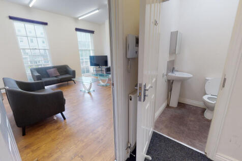 166a The Parade, Leamington Spa photo 5