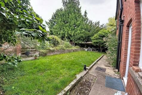 17 B - Garden.jpg