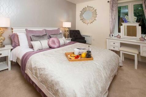 Show Apartment Bedroom