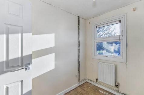 1 Sassoon Close, Wellingborough, Northamptonshire, NN8 3LR