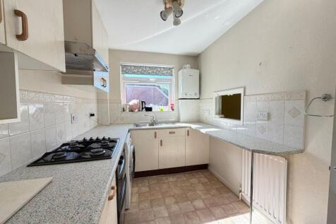 Horsham Road, Shalford, GU4 photo 3