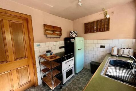 10 Craighouse Avenue Kitchen 2