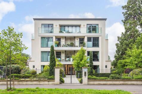 Cheltenham, GL50 - property photo