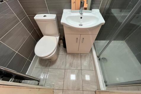 Ensuite Shower Room