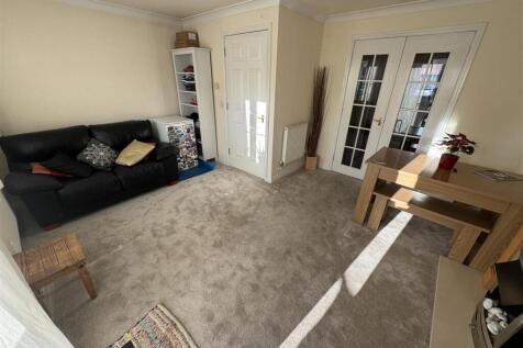 30 Livingstone Drive, Spalding photo 4