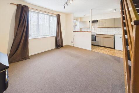 Open Plan Kitchen &amp; Living Area