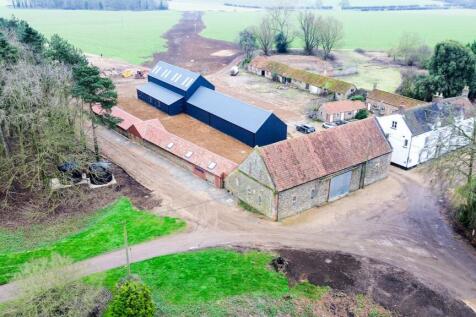 Revel Studios - INN Raynham Estate19.jpg