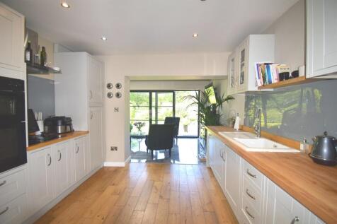 Open Plan Family Din