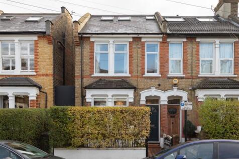 Richmond Road E11
