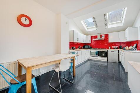 Edenhall Avenue, Fallowfield, Manchester, M19 2BG photo 4