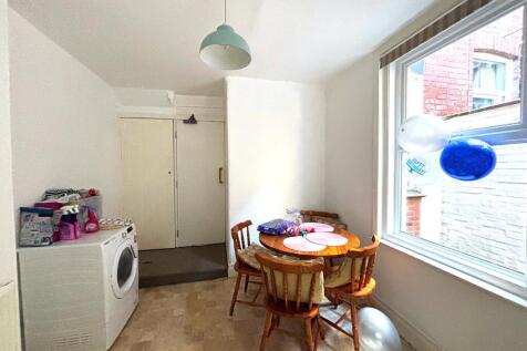 Priory Road photo 5